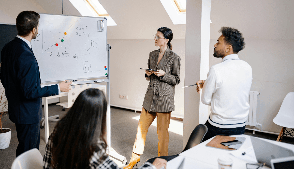 Kollegen beim Business Meeting