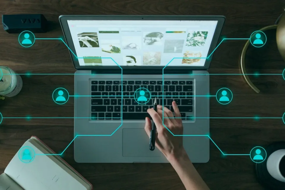 WalkMe Menu bringt Effizienz in Arbeitsvorgänge am PC