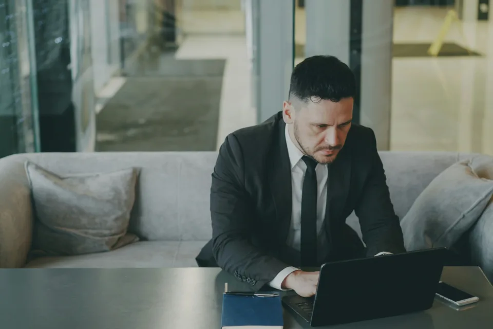 Moodbild 1 KI im Reisekostenmanagement So automatisieren Sie Spesenabrechnungen mit SAP Concur