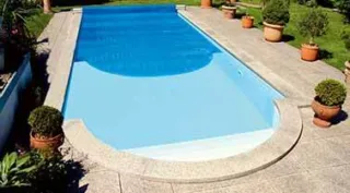 Roos Swimmingpool 2 378x209
