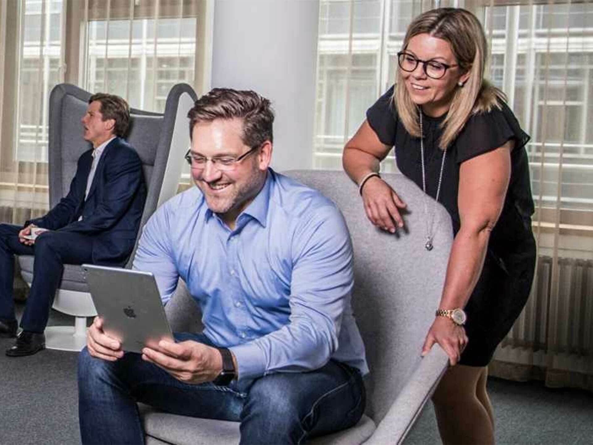 Home hero slider kontakt